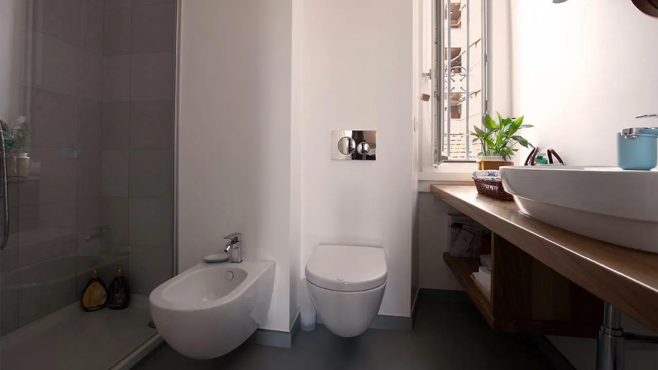 Casa Dela Lägenhet Milano